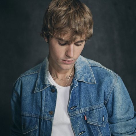 Justin Bieber Aesthetic, Bieber Aesthetic, Justin Bieber Photoshoot, Stratford Ontario, Polaroid Aesthetic, Scooter Braun, Justin Bieber Wallpaper, Justin Bieber Photos, Justin Bieber Pictures