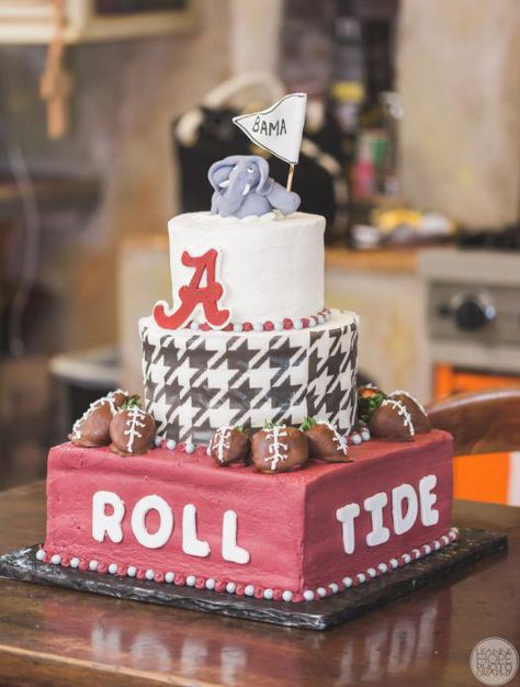 Alabama Grooms Cake, Alabama Birthday Cakes, Longhorn Party, Alabama Cakes, Doberge Cake, College Decision Day, College Bed Party, Roll Tide Football, College Bed