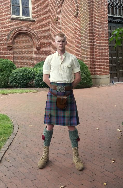 Trying out a new outfit. The new belt and stag antler Kilt pin are courtesy USA Kilts, as is the Sporran, hose and Kilt itself! Kilt Outfit Men, Kilt Men Fashion, Kilt Fashion, Kilt Men, Kilted Men, Le Kilt, Celtic Clothing, Men Wearing Skirts, Kilt Outfits