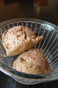 Coffee Frozen Yogurt Recipe, Coffee Frozen Yogurt, Frozen Yogurt Recipe, Frozen Yogurt Recipes, Frozen Yogurt Shop, Ice Cream Maker Recipes, Yogurt Recipe, Yogurt Ice Cream, Mocha Chocolate