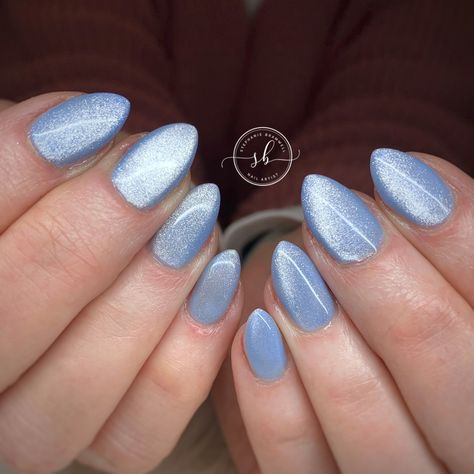 Cat eye blue nails winter nails Light Blue Magnetic Nails, Nails Blue Cat Eye, Cat Eye Nails Winter, Velvet Nails Blue, Crystal Blue Nails, Winter Nails Cat Eye, Cat's Eye Nails, Baby Blue Cat Eye Nails, Blue Cats Eye Nails