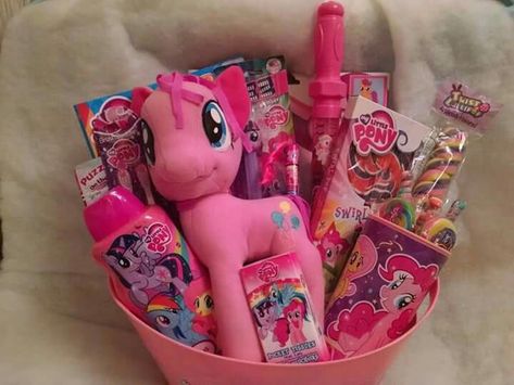 My Little Pony Gift Basket Www.conniescreations.storenvy.com Toy Gift Basket, Pony Gift, Girl Gift Baskets, Little Pony Cake, Kids Gift Baskets, Kids Easter Basket, Themed Gift Baskets, Pony Birthday, Nostalgic Toys