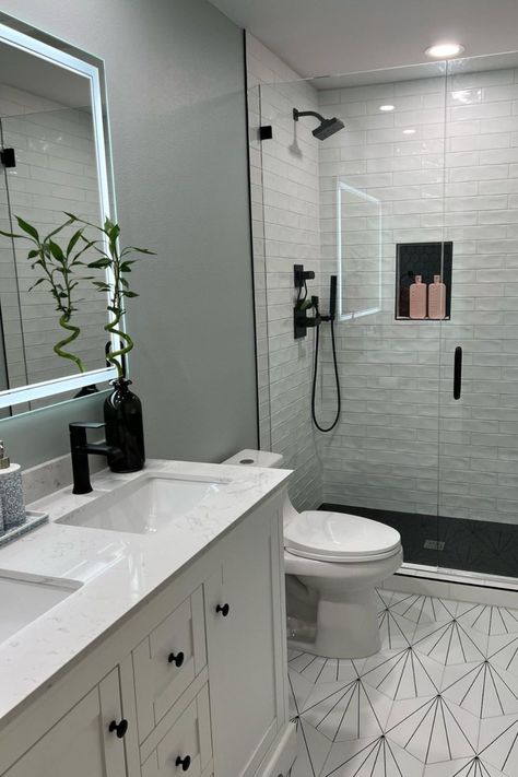 LED BATHROOM MIRROR | BATHROOM DECOR Small His And Hers Bathroom, Bathroom Ideas Shower And Bath, Shower Tile Ideas Bathtub, House Design Bloxburg, Primary Bathroom Design, Bloxburg Apartment, Modern Bathroom Trends, Restroom Ideas, Organizing Bathroom