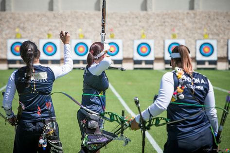 9 common recurve archery mistakes… and how to fix them | World Archery Recurve Archery, Archery Sport, Archery Competition, Archery Tips, Archery Target, Endless Night, Kayaking Gear, Weight Changes, Traditional Archery