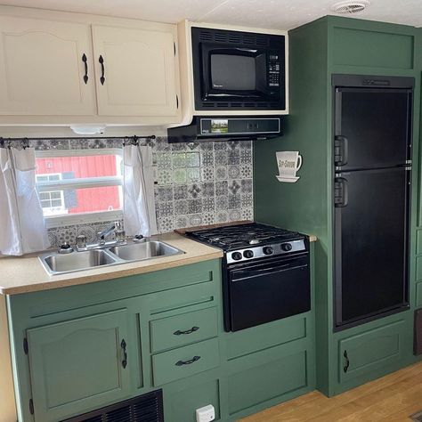 Rv Decorating Ideas Green, Green Caravan Interior, Caravan Interior Makeover, All In One Paint, Caravan Interiors, Paint Rv, Dark Green Paint, Caravan Ideas, Beyond Paint