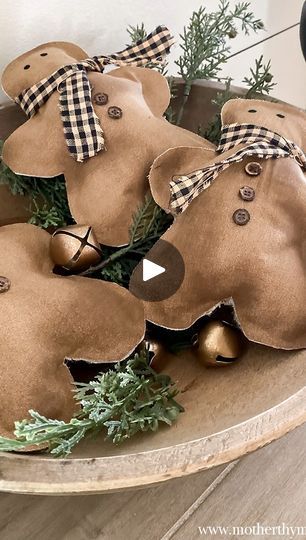 Drop Cloth Christmas Ornaments, Holiday Bowl Fillers, Easy Primitive Crafts Diy, Bowl Fillers Ideas, Diy Bowl Fillers, Primitive Crafts Diy, Easy Primitive Crafts, Primitive Gingerbread Men, Gingerbread Pattern