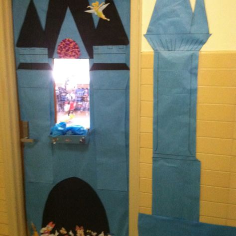 Disney World at School Castle Bulletin Board, Mickey Mouse Classroom, Disney Themed Classroom, Disney Activities, Class Door, Disney Classroom, Medieval Party, Cinderella's Castle, School Door Decorations