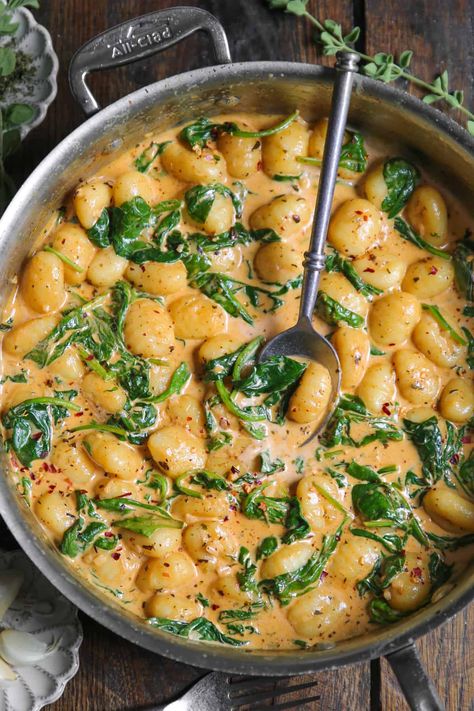 Gnocchi Sauce, Spinach Gnocchi, Gnocchi Recipes Easy, Gnocchi Dishes, Gnocchi Pasta, Veggie Frittata, 2023 Recipes, Pasta Meals, Sweet Potato Gnocchi