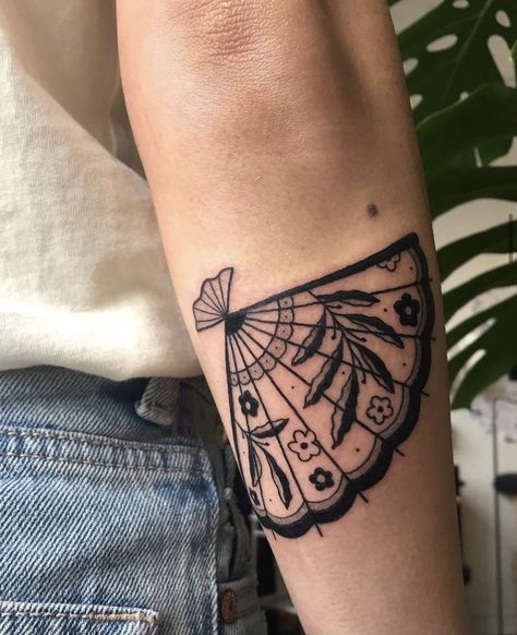 Anatomical Tattoos For Women, Envelope Traditional Tattoo, Trinket Tattoo Ideas, American Traditional Disco Ball Tattoo, Quilt Pattern Tattoo, Neo Traditional Shoulder Tattoo, Trad Fan Tattoo, Black And White Patchwork Tattoo, Fine Line American Traditional Tattoo