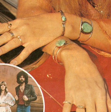 70s Accessories Jewelry, Stevie Nicks 70s, 70s Jewelry Accessories, 70s Accessories, 70s Earrings, 60s Jewelry, Small Diamond Rings, 70s Jewelry, Beautiful Diamond Earrings