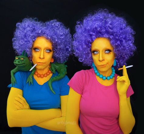 Brenna Mazzoni on Instagram: “Selma & Patty Sunday’s are synonymous with the Simpsons in our house. I always loved these grumpy chain smoking twins. Who’s your favorite…” Costumes You Can Make At Home, Simpsons Costumes, Costume Contest Winner, Simpsons Halloween, Twin Costumes, Handmade Halloween Costumes, Spooky Costumes, Clever Halloween Costumes, Spooky Style