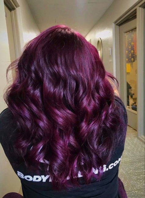 Red Hair With Purple Highlights, Burgundy Purple Hair, Mulberry Hair Color, Mulberry Hair, Purple Red Hair Color, Red Purple Hair, Purple Hair Highlights, Schwarzkopf Hair Color, Magenta Hair