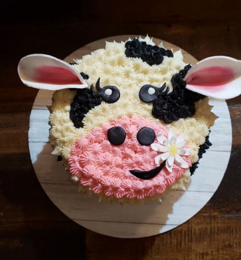 Mini Cow Cake, Cow Face Cake, Cow Cake Birthday, Knight Cake, Cow Birthday Cake, Birthday Cow, Cow Cake, Cow Cakes, Baking Stuff