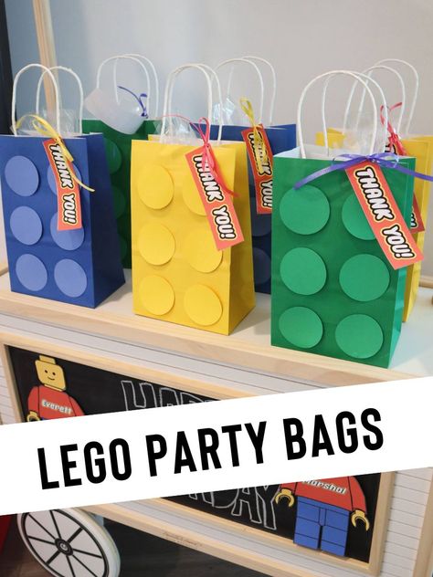 How to make awesome Lego party favors - Coco's Caravan Lego Favor Bags, Lego Loot Bag Ideas, Lego Gift Bags, Lego Party Bags, Lego Party Printables, Lego Favors, Lego Party Favors, Lego Kits, Awesome Lego