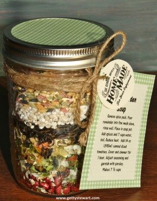 Dry Soup Mix Recipes, Mason Jar Soup, Mason Jar Gifts Recipes, Garden Vegetable Soup, Gifts From The Kitchen, Dry Soup Mix, Homemade Dry Mixes, Beans Vegetable, Soup In A Jar