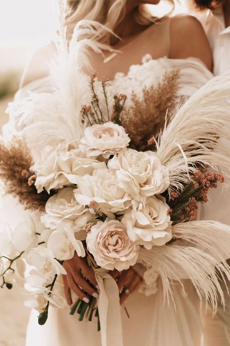 Boho Wedding Color Palette Bouquet Ideas to Inspire You Beige Boho Wedding Color Palette, Bohemian Wedding Colors, Wedding Color Palette Ideas, Boho Wedding Colors, Cozy Wedding, Romantic Theme Wedding, Wedding Color Pallet, Wedding Color Combos, Color Palette Ideas