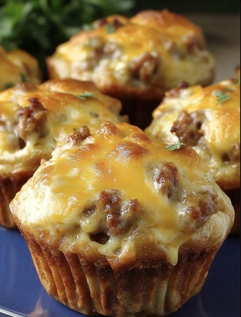 health meal, low carbs meals, keto meal Sausage Breakfast Muffins, Sausage Muffins, Simple Muffin Recipe, Muffin Batter, Filling Breakfast, Baking Mix, How To Cook Sausage, Breakfast Muffins, Breakfast Recipes Casserole