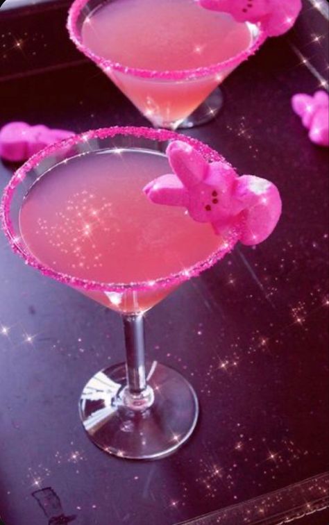 Virgin Cocktail Recipes, Girly Drinks, Iced Drinks Recipes, Pretty Alcoholic Drinks, Alcholic Drinks, Birthday Drinks, Diy Drinks, Cocktail Night, Alcohol Aesthetic