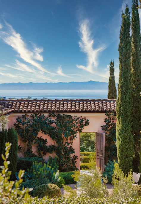 Country Home Exterior, Montecito California, California Architecture, Outdoor Lounge Area, Luxury Portfolio, Exterior Remodel, Luxury Estate, Space Pictures, Tuscan Style