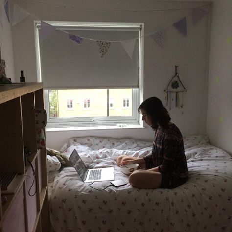 Freckles And Constellations, Dodie Clark, Room Goals, Instagram Life, Fairy Lights, Room Inspo, Cool Photos, Queen, Tumblr