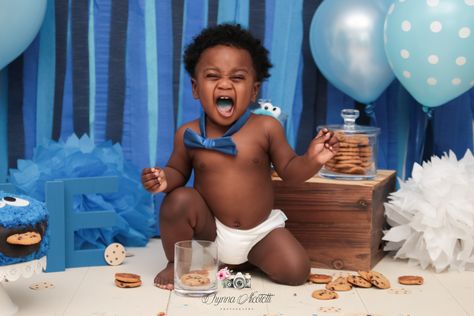 Cookie Monster Cake Smash - Chynna Nicoletti Photography Cookie Monster Cake, First Birthday Photography, Monster Cake, Birthday Photography, Cookie Monster, Monster Cookies, Cake Smash, Birthday Ideas, First Birthdays