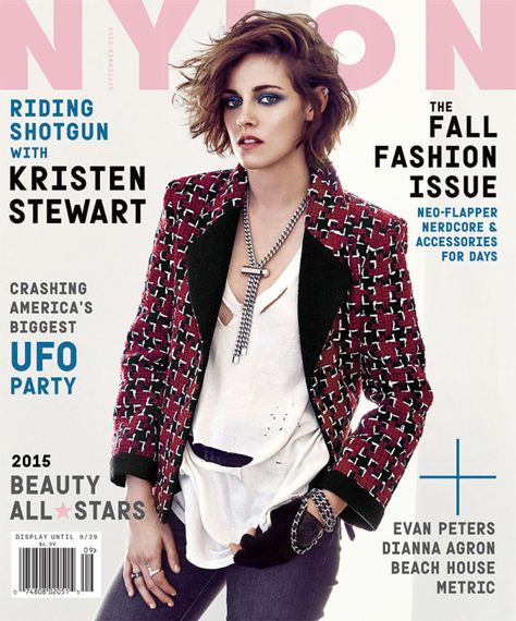 kristen stewart is our september cover star Kristen Stewart Magazine, Kristin Stewart, Kristen Stewart Style, Nylon Magazine, Maggie Smith, Beauty Make-up, Rocker Chic, A Jacket, Evan Peters