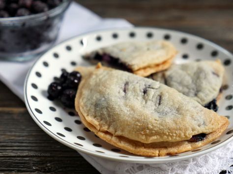 Blueberry and Goat Cheese Hand Pies Gf Hand Pies, Cheese Hand Pies, Fruit Hand Pies, Mini Fruit Pies, Paleo Pie, Paleo Fruit, Blueberry Goat Cheese, Hand Pie, Fruit Filling