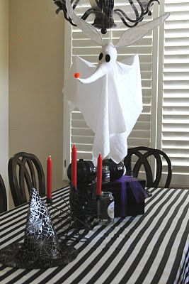 Scrap Happens: Nightmare Before Christmas Party - Zero Zero The Ghost Dog, Tim Burton Party, Table Halloween, Nightmare Before Christmas Decorations, Hallowen Ideas, Casa Halloween, Nightmare Before Christmas Halloween, Adornos Halloween, Ghost Dog