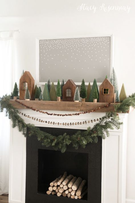 Woodland Christmas Decor, Christmas Mantle Decor, Christmas Fireplace Decor, Christmas Decor Inspiration, Christmas Mantel Decorations, Christmas Mantle, Woodland Christmas, Christmas Fireplace, Boho Christmas