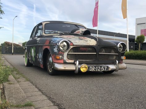 Volvo Amazon custom ratlook Volvo Amazon Custom, Old Volvo, Volvo 122, Volvo Amazon, Rat Look, Gas Monkey, Automotive Artwork, Bmw Audi, Volvo Cars