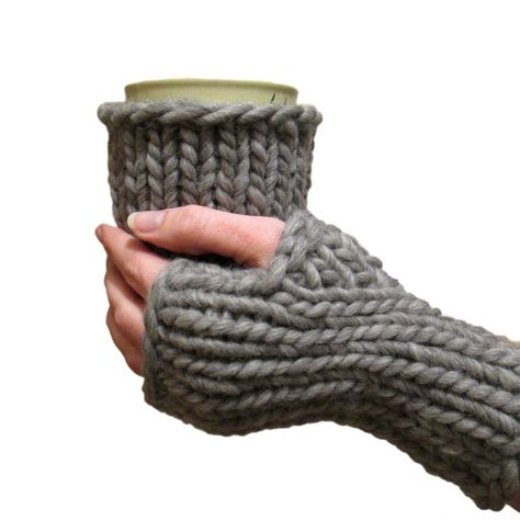 1 Ball of Yarn Projects Archives - Page 8 of 8 - Brome Fields Cup Cozy Knitting Pattern, Gloves Knitting Pattern, Gloves Knitting, Knitting Gloves Pattern, Fingerless Gloves Knitted Pattern, Cup Cozy Pattern, Knit Purl Stitches, Big Yarn, Glove Pattern