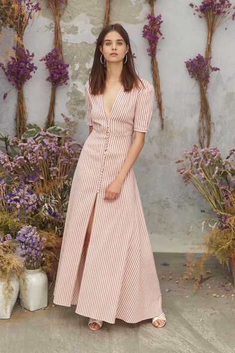 Luisa Beccaria Resort 2019 Collection - Vogue Mode Turban, Luisa Beccaria, New Wedding Dresses, Striped Maxi Dresses, Wedding Guest Dress Summer, Fashion Mode, Trendy Dresses, Elegant Fashion, Look Fashion