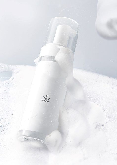 Facial Foam Photography, Foaming Face Wash Photography, Foam Cleanser Photography, Face Wash Photography Products, Cleansing Foam Photography, Foam Product Photography, Facial Wash Photography, Face Wash Packaging Design, Face Wash Product Photography