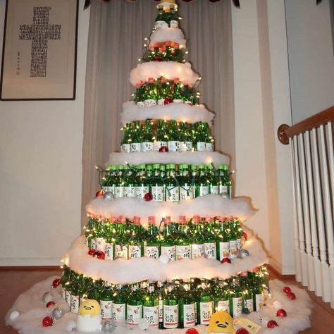 Korean Christmas Tree ... That’s a lot of Soju ~.~ Korean Decor, Korean Christmas, Korean Restaurant, Gift Drawing, Christmas Feeling, Christmas Tree With Gifts, Soju, Food Obsession, All Things Christmas