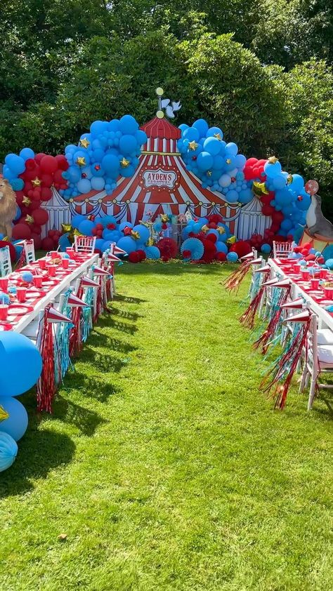 Circus/Carnival birthday 🎪 bespoke backdrop and balloon display | Kids themed birthday parties, Carnival party, Carnival birthday Carnival Birthday Theme, Circus Themed Party, Circus 1st Birthdays, Circus Birthday Party Theme, Carnival Birthday Party Theme, Circus Carnival Party, Circus Theme Party, Kids Carnival, Carnival Themed Party