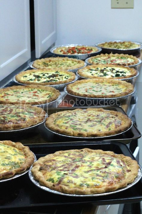 Quiche Buffet, Ladies Luncheon Menu Ideas, Bridal Luncheon Menu, Brunch Ideas For A Crowd, Luncheon Recipes, Brunch Quiche, Wedding Shower Brunch, Luncheon Menu, Luncheon Ideas