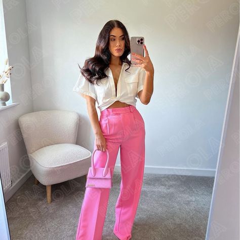 Ootd Formal, Zara Wide Leg Pants, Girl Boss Outfit, Zara 2022, Pink Pants Outfit, White Tops Outfit, Outfit Verano, Loose Pants Outfit, Vegas Outfit