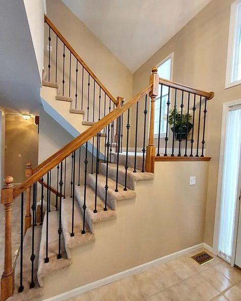 Sherwin Williams Kilim Beige paint color review Kiln Beige Sherwin Williams, Kilim Beige Living Room, Kilim Beige Coordinating Colors, Kilim Beige Sherwin Williams, Sherman Williams Paint, Shaker Beige, Beige Paint Colors, Stair Rails, Crossfit At Home