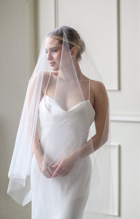 Sophia Richie Veil, Raindrop Wedding Veil, Water Droplet Veil, Rain Drop Veil, Dew Drop Veil, Rosé Wedding, Fingertip Length Wedding Veil, Wedding Cabo, Sophia Richie