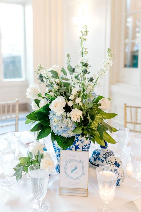 Blue Willow Wedding, Blue Willow Decor, Chinoiserie Wedding, Blue White Weddings, Something Blue Bridal, Wedgewood Wedding, Blue Bridal Shower, Blue Themed Wedding, Blue And White Vase