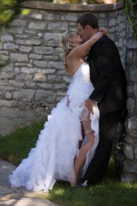 Sexy picture for groom to have after wedding! Grooms Gifts, Frugal Wedding, Traditional Wedding Dresses, Wedding Garter, Bridesmaid Outfit, Ideal Wedding, Wedding Vows, Wedding Images, Wedding Pics