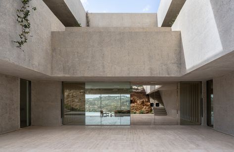 Gallery of K. Barghouti House / Sahel AlHiyari Architects - 4 Planter Beds, Phoenix Homes, Arch Interior, Countryside House, Courtyard House, Ground Floor Plan, Space Architecture, Structural Engineering, Residential Architecture