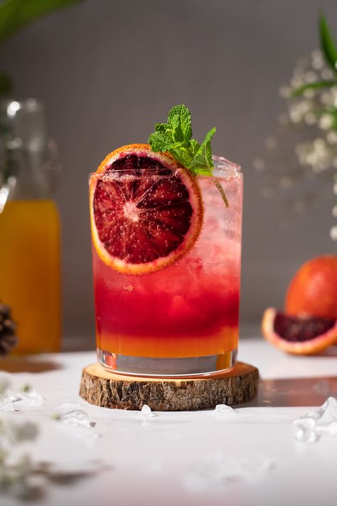 Alcholic Drink Aesthetic, Winter Mocktail, Alcoholic Drinks Aesthetic, Ginger Mocktail, Alcholic Drink, Cocktail Aesthetic, Drinks Aesthetic, Orange Cocktails, Simple Syrup Recipes