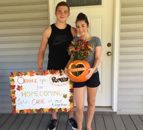 #homecoming #pumpkin More Pumpkin Hoco Proposals, Halloween Dance Proposal, Halloween Homecoming Proposal, Halloween Dance Posters, Fall Themed Hoco Proposal, Homecoming Dance Proposal, Dance Asks, Cute Hoco Proposals, Homecoming Poster Ideas