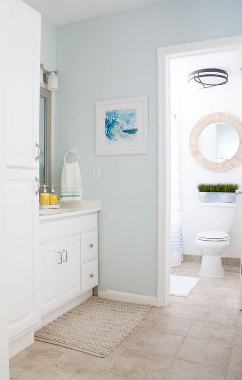 Another incredible makeover, proving how much difference paint color makes!! ~ Beachy Decor Master Bathroom // lilypad Lilypad Cottage, Bathroom Wall Colors, Beach Style Bathroom, Beach House Bathroom, Paint Decor, Bath Makeover, Nautical Bathrooms, Coastal Bathrooms, Beachy Decor