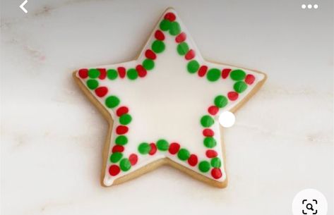 Star Cookies Decorated, Royal Icing Christmas Cookies, Decorate Sugar Cookies, Star Sugar Cookies, Green Icing, Christmas Sugar Cookies Decorated, Icing Ideas, Cute Christmas Cookies, Pink Cookies