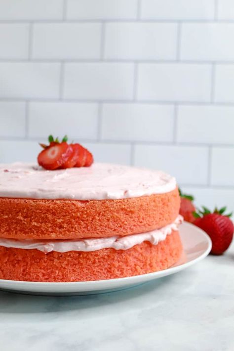 Gf Strawberry Cake, 6 Inch Gluten Free Cake Recipe, Gluten Free Strawberry Cake With Jello, Gluten Free Simnel Cake Recipe, Vegan Gluten Free Strawberry Cake, Gluten Free Strawberry Cake, Strawberry Lemon Cake, Gluten Free Cake Mixes, Jello Flavors