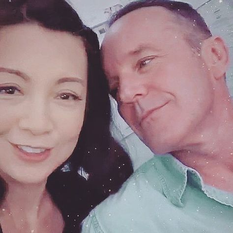 Philinda 💞 on Instagram: “💕 #Philinda 💗 #MingClark 💞 #philcoulson #melindamay #coulsonlives #clarkgregg #mingnawen #agentsofshield #fanArt #philindaArt” Philinda Fanart, Melinda May, Clark Gregg, Ming Na Wen, Agents Of S.h.i.e.l.d., Phil Coulson, Marvels Agents Of Shield, Agents Of Shield, Marvel Avengers