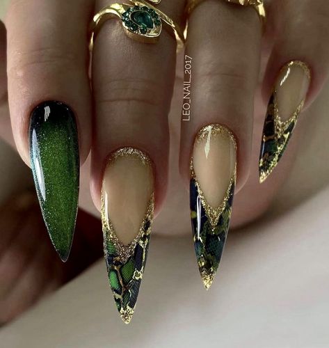 November Nails Ideas Green, Earth Themed Nails, Medusa Nail Design, Wicked Inspired Nails Pink And Green, Green Gold Acrylic Nails, Green Fancy Nails, New Years Nails Stiletto, Winter Nails Dark Green, Moss Agate Nails