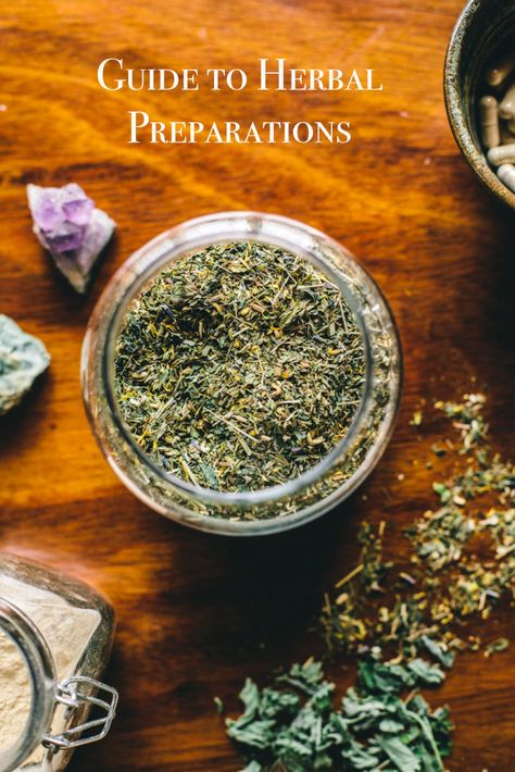 Herbalist Apothecary, Herbalist Garden, Tinctures Herbal, Herbal Preparations, Apothecary Herbs, Medicine Tips, Herbal Tonic, Soul Purpose, Herbal Tinctures